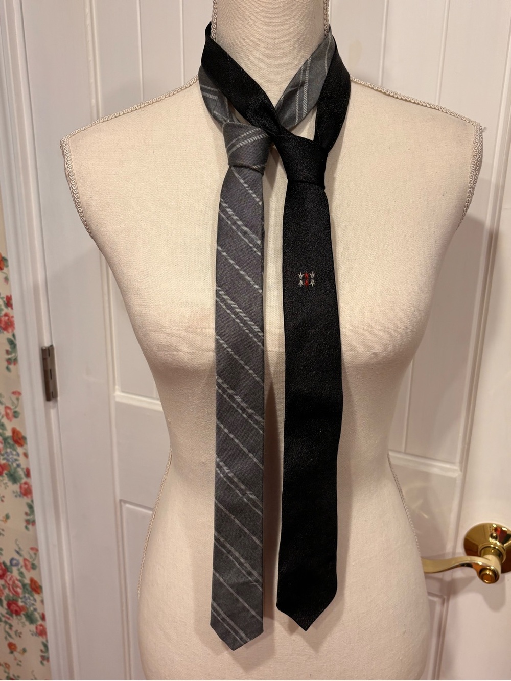 2 Vintage Skinny Neckties 80s Duckie Pretty in Pink New Wave Retro